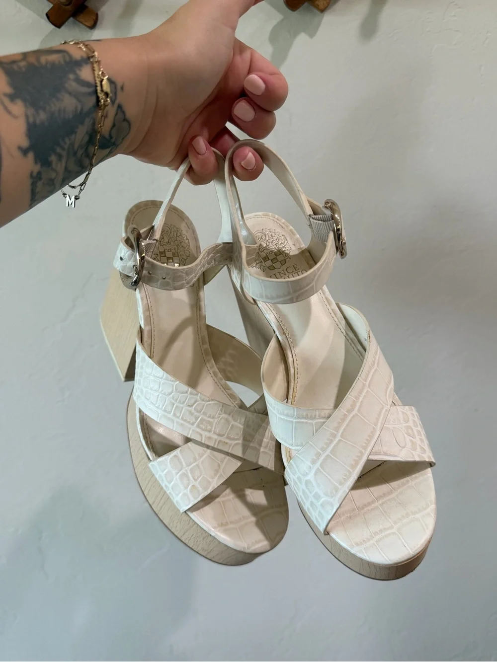 Vince Camuto croc embossed